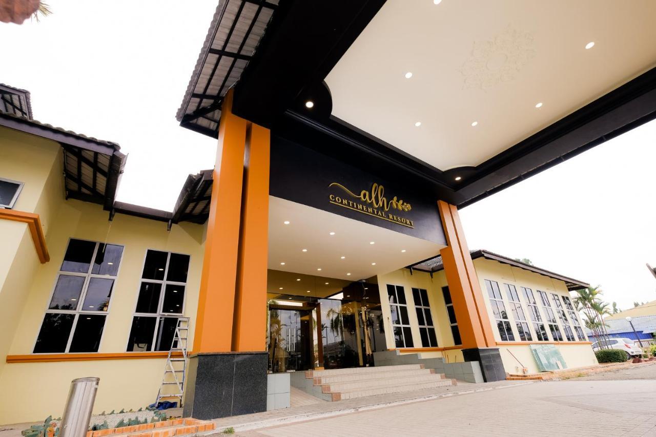ALH Continental Resort Karak Exterior foto