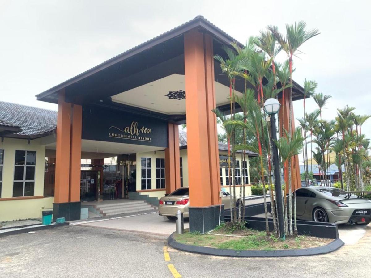 ALH Continental Resort Karak Exterior foto